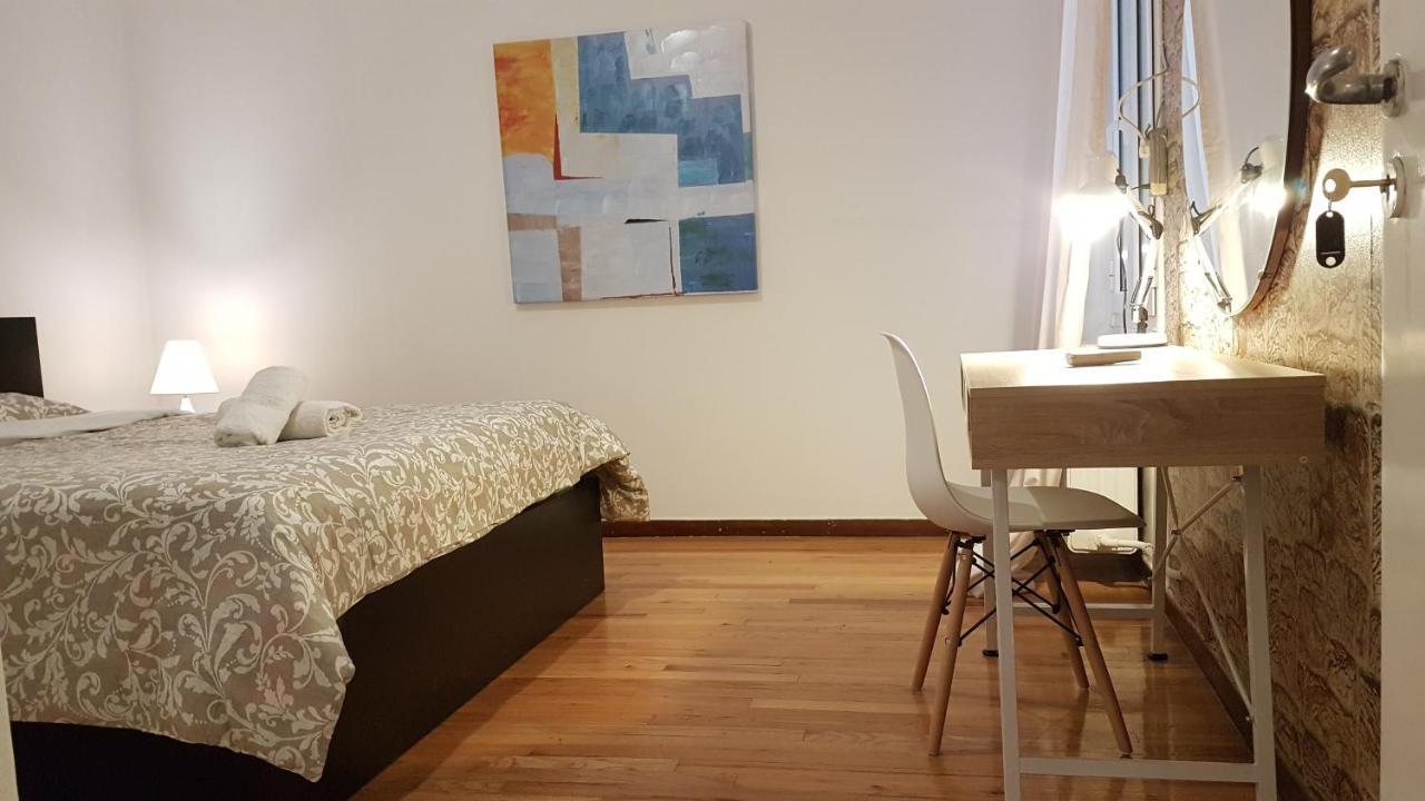 Teal Apartment - Athens Center, 4 Bd, 2 Bath Buitenkant foto